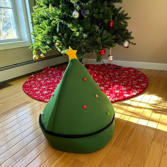 Christmas Pet House Tent Warm Sleeping Bed Indoor for Cat and Puppy - Picture 5 of 9